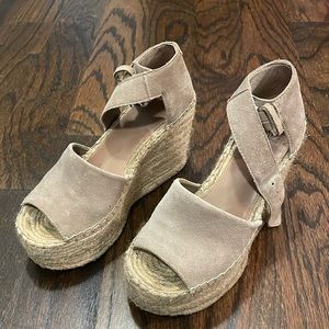 Marc Fisher wedges, EUC